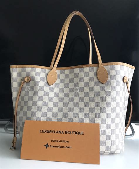 louis vuitton damier tote.